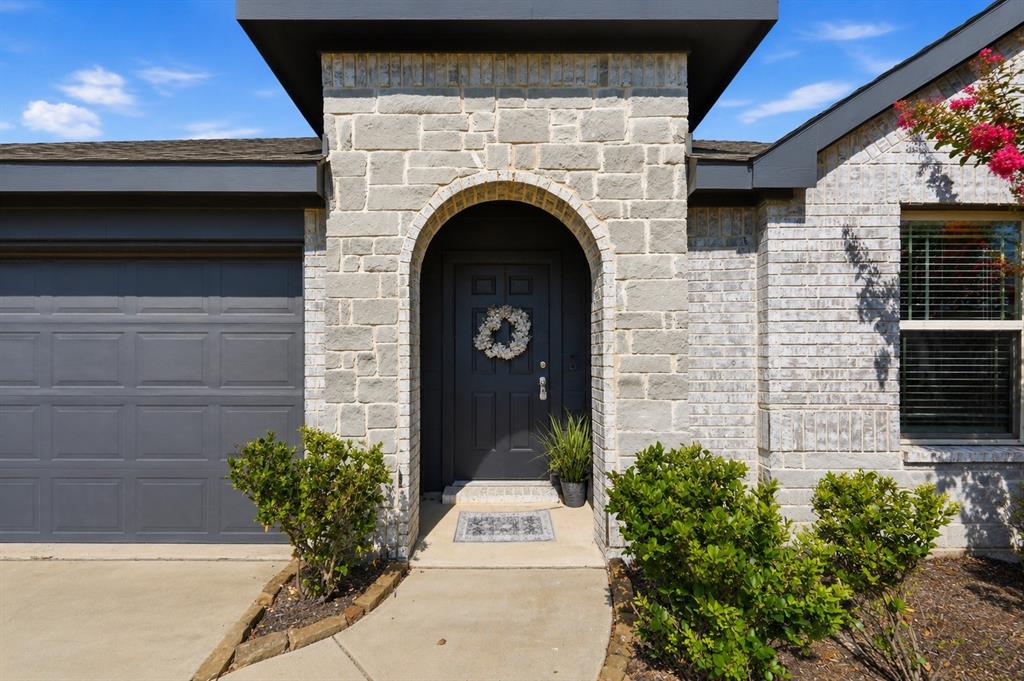 505 Bermuda Ave, Lancaster, TX 75146 photo