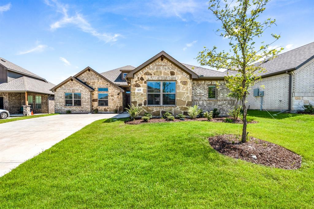 423 Maltese Dr, Red Oak, TX 75154 photo