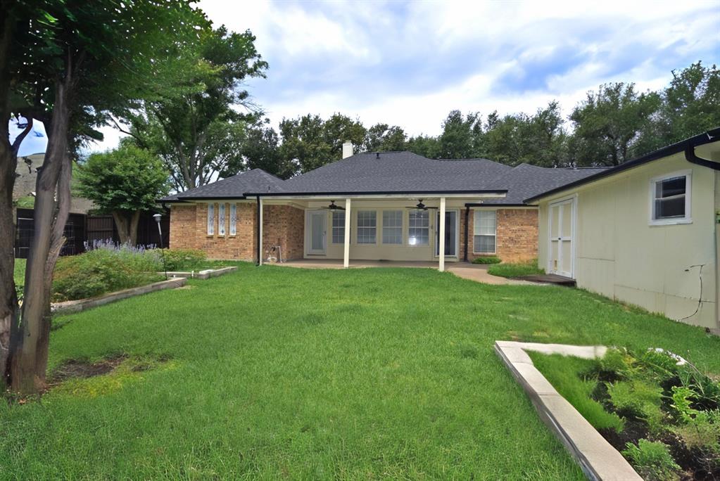 2902 Live Oak Dr, Rowlett, TX 75088 photo