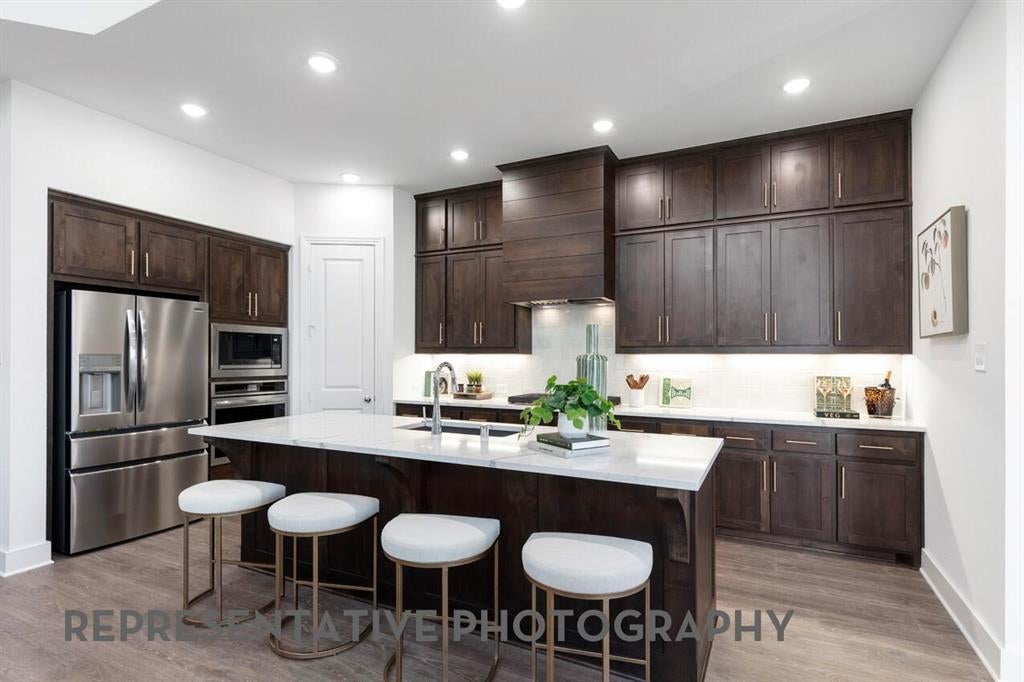 2033 Trickle Creek Ln, Midlothian, TX 76065 photo