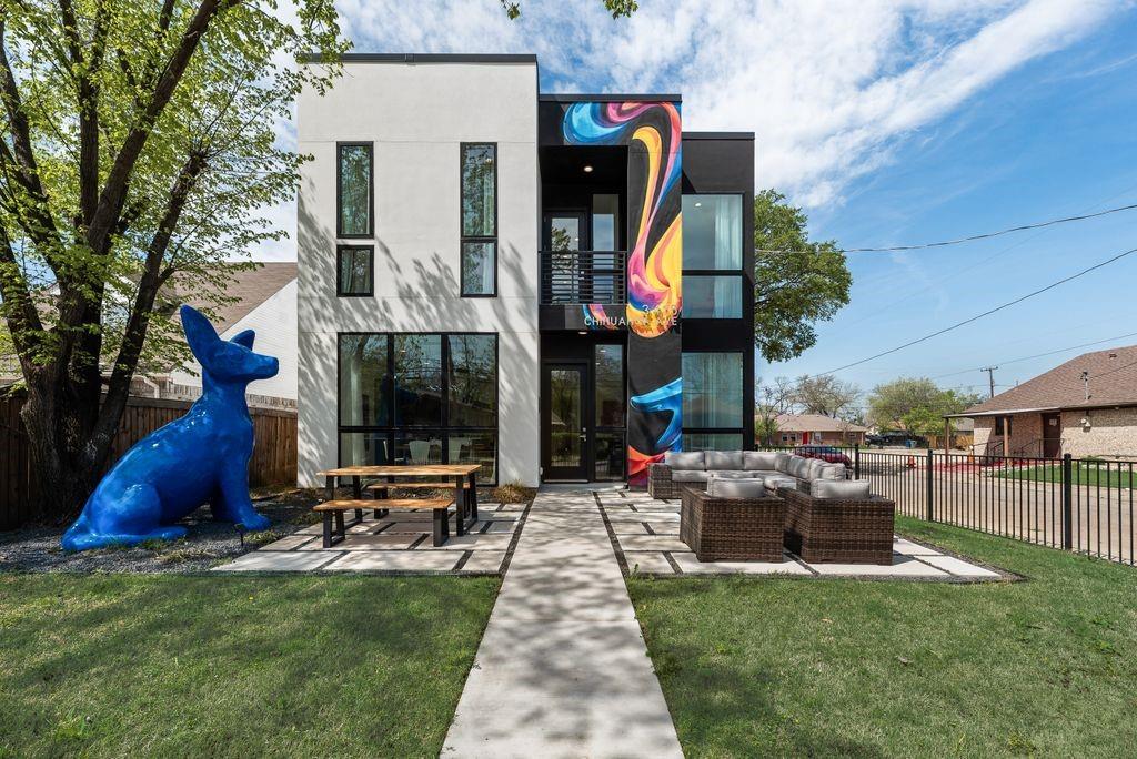 3415 Chihuahua Ave, Dallas, TX 75212 photo