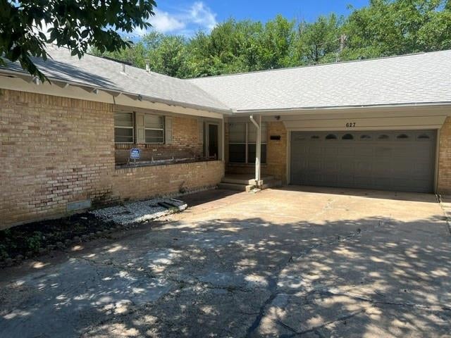 627 Kingston Dr, Irving, TX 75061 photo