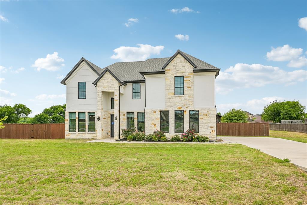 681 Davenport Dr, Waxahachie, TX 75167