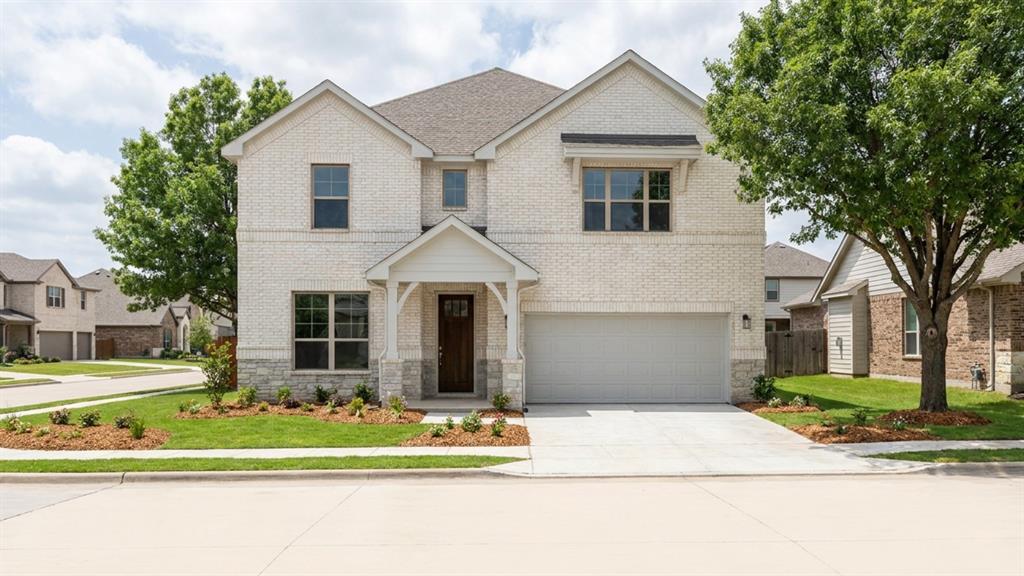 758 Embrace Ct, Lavon, TX 75166