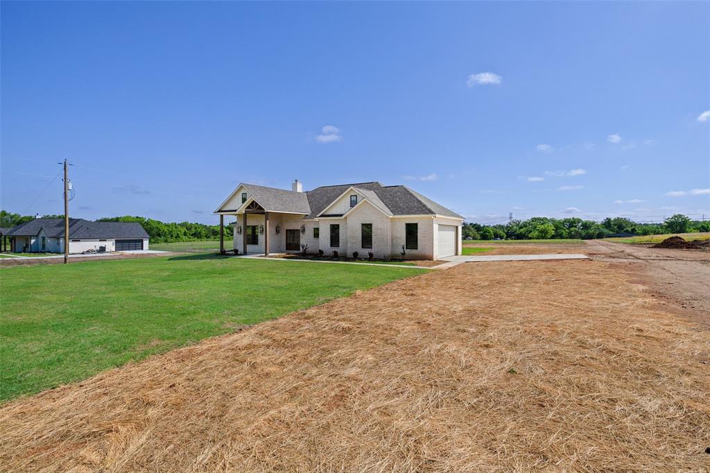 4406 Colony Rd, Granbury, TX 76048 photo