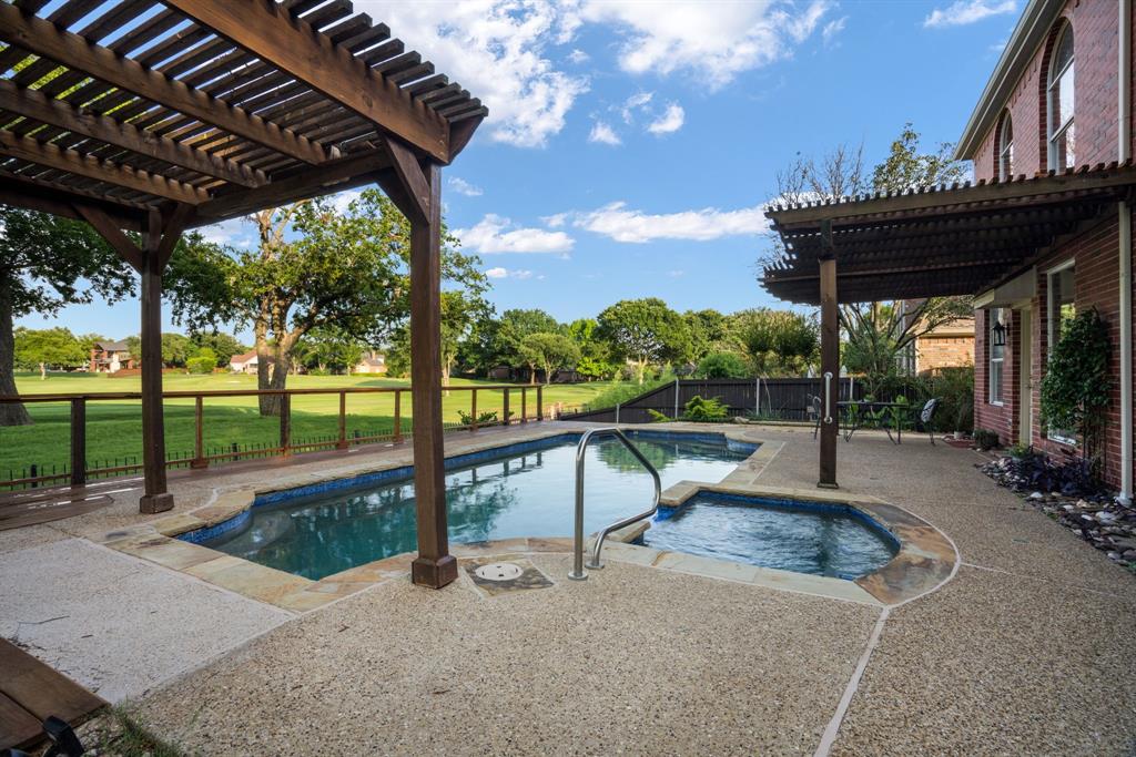2733 Woodson Dr, Mckinney, TX 75072 photo