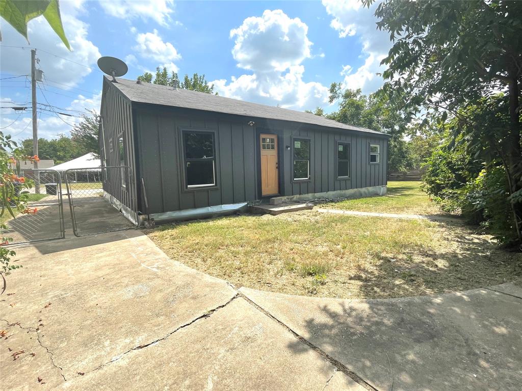 3812 Park St, Greenville, TX 75401 photo