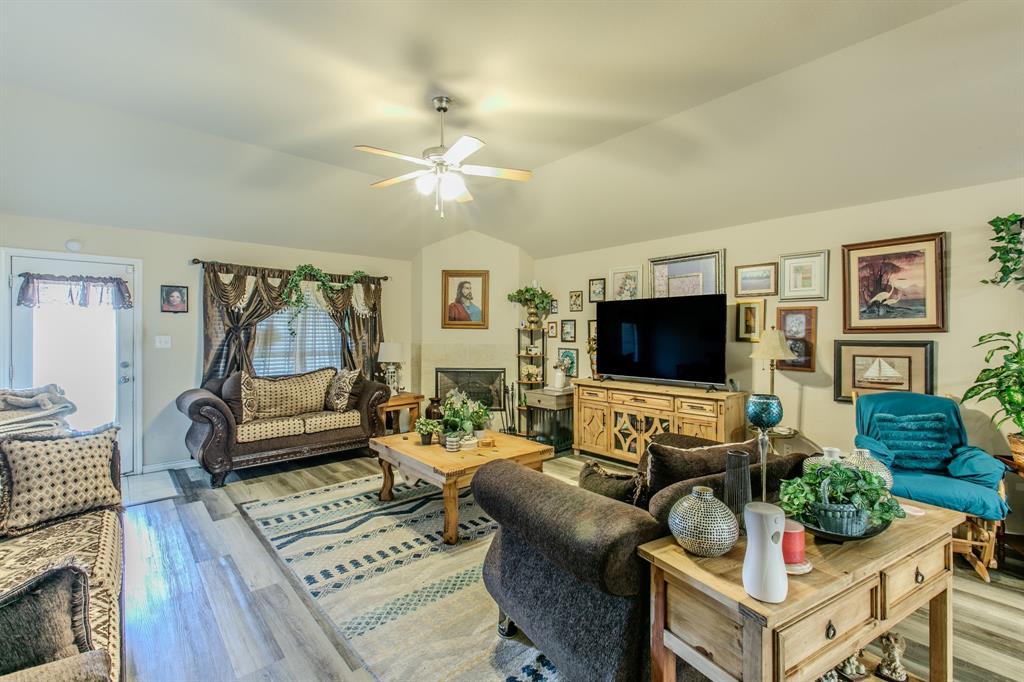 2937 Mayfair Ln, Lancaster, TX 75134 photo