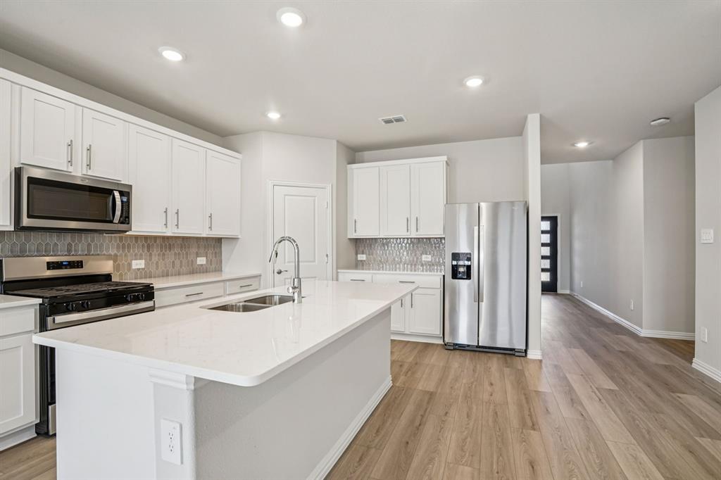 4004 Palestine Dr, Farmersville, TX 75442 photo