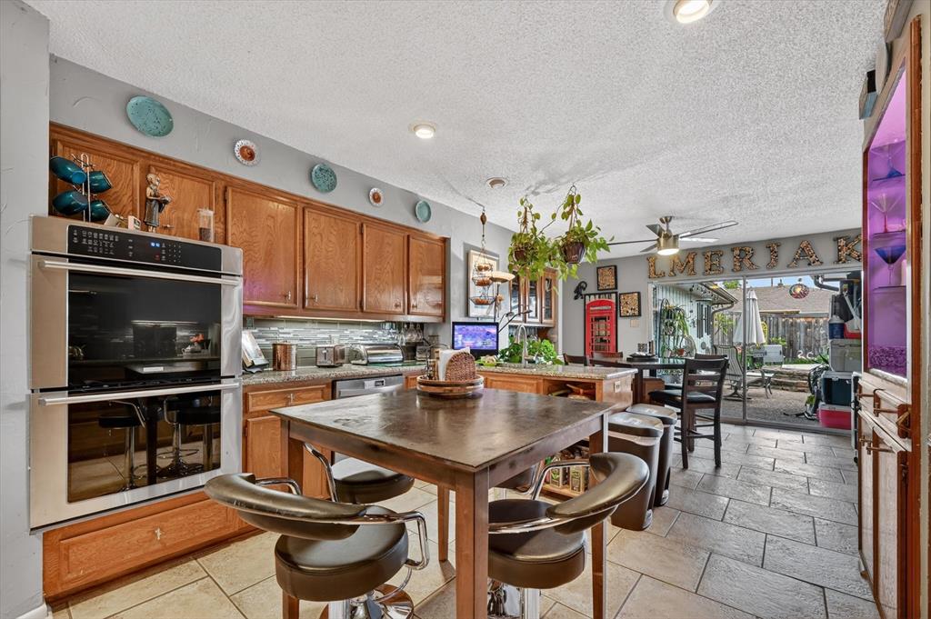 10015 Chimney Hill Ln, Dallas, TX 75243 photo