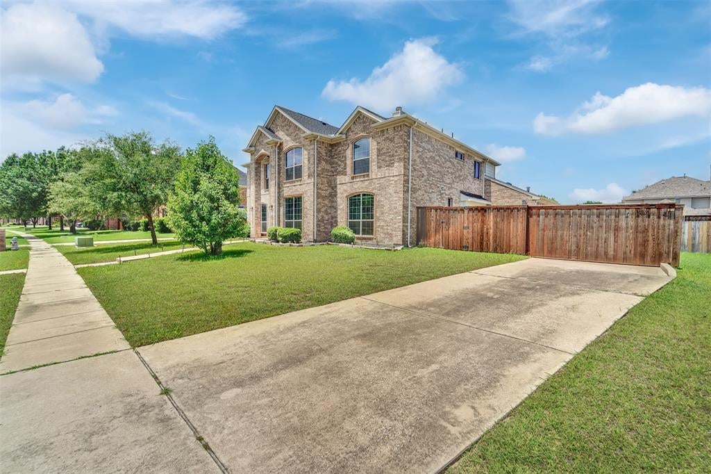 615 Lone Ridge Way, Murphy, TX 75094