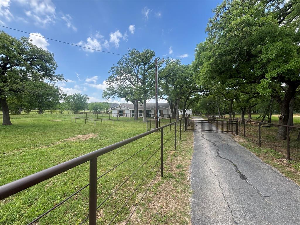 660 Chinn Chapel Rd, Copper Canyon, TX 75077 photo