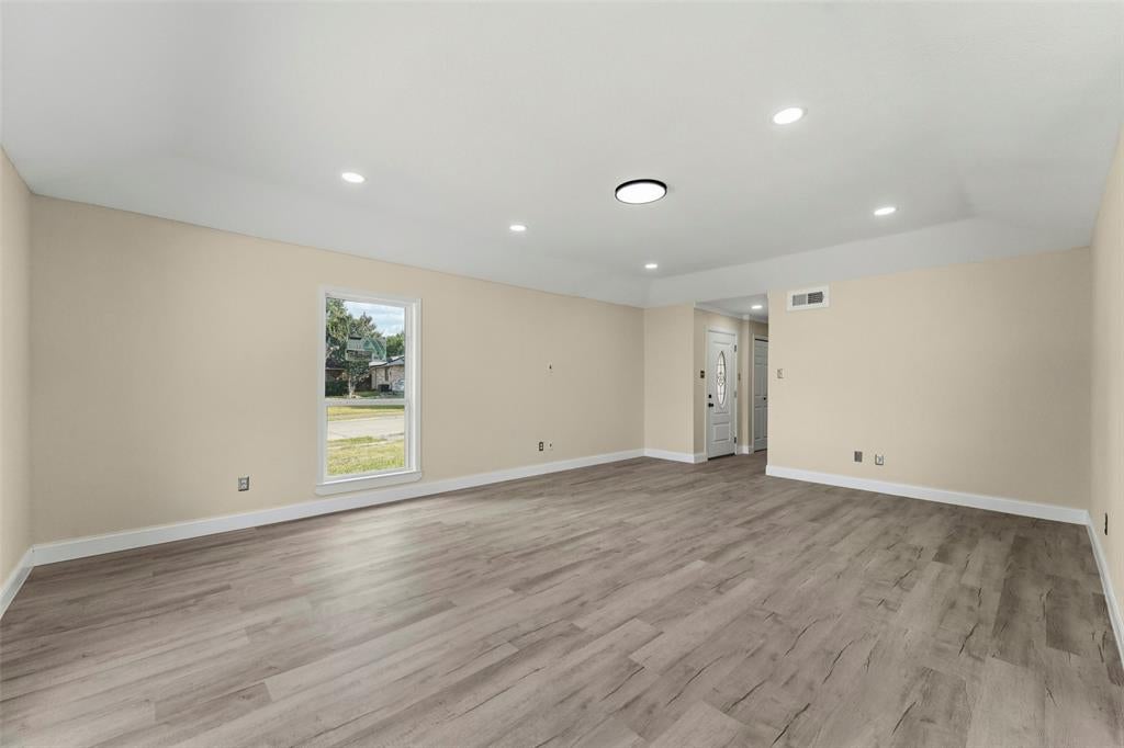 1307 Reesling Dr, Mesquite, TX 75150 photo