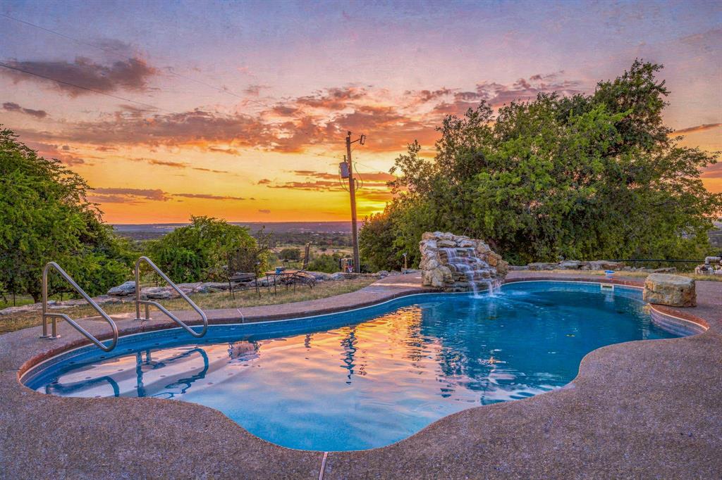 5351 Upper Denton Rd, Weatherford, TX 76085 photo