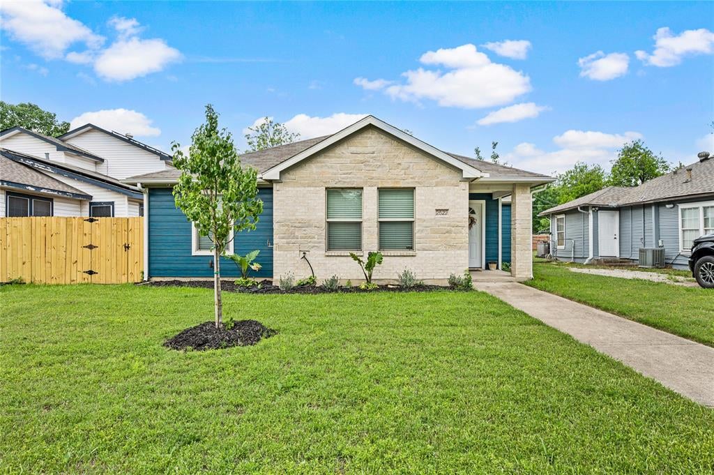 2522 Kingston St, Dallas, TX 75211