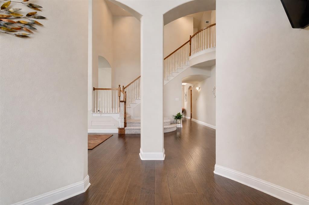 5736 New Castle Dr, Richardson, TX 75082 photo