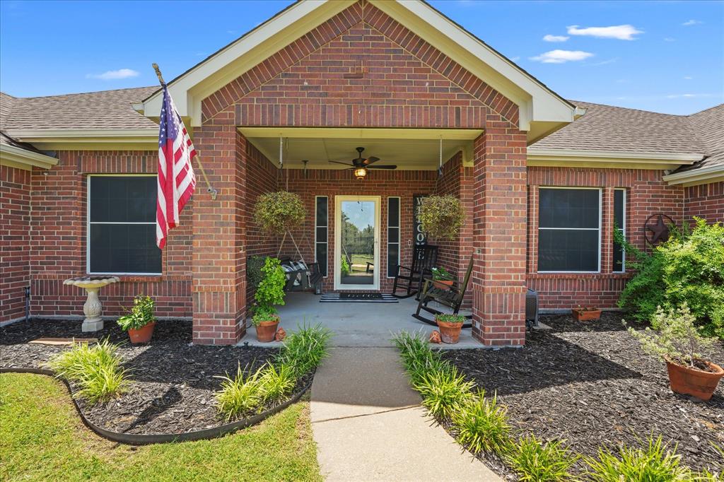 112 Springfield Ln, Red Oak, TX 75165 photo