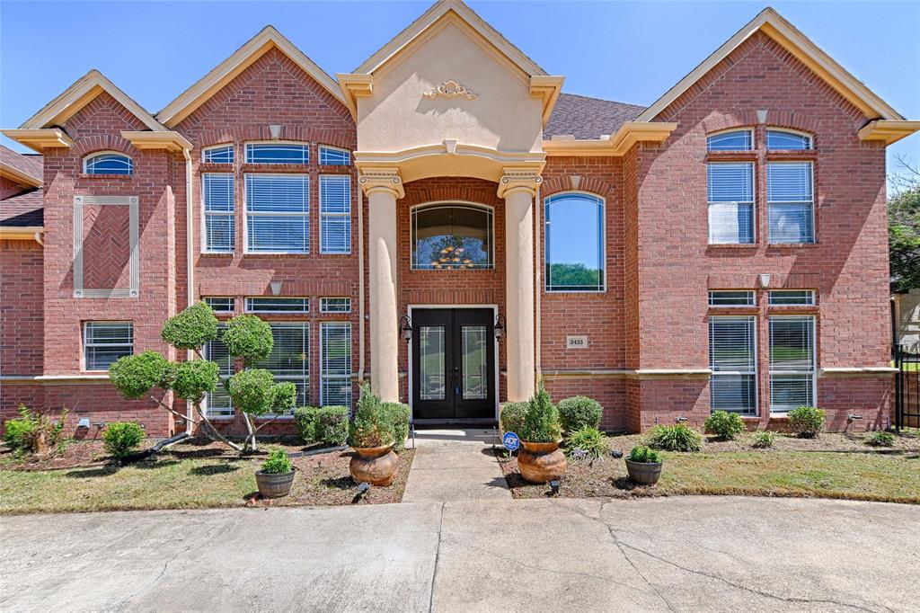 2435 Valley View Dr, Cedar Hill, TX 75104