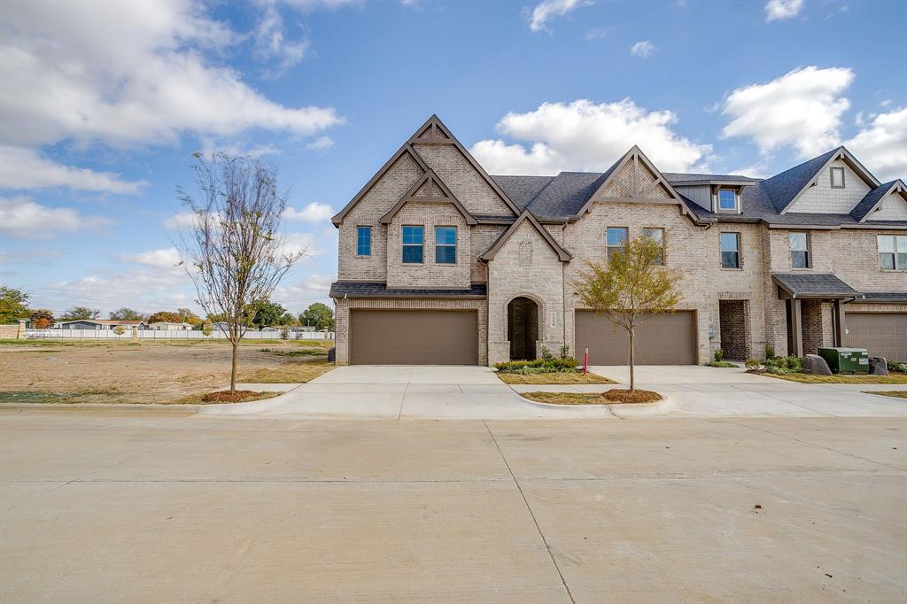 1542 Homeplace Cir, Mansfield, TX 76063