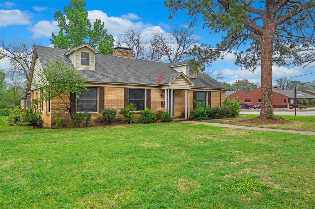 101 W Park Row Dr, Arlington, TX 76010 photo