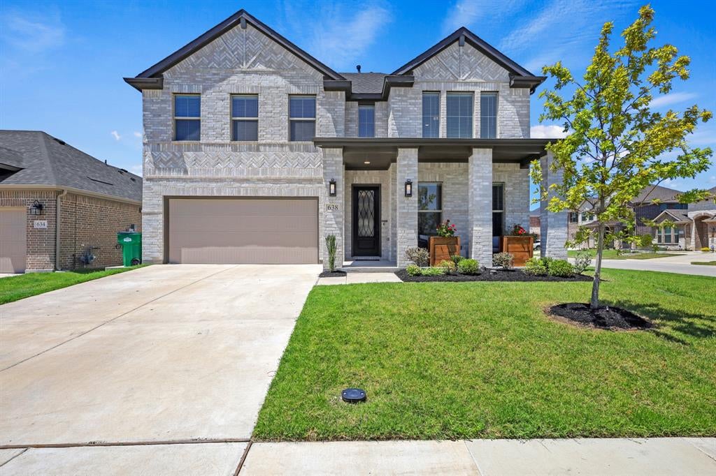 638 Taylor Dr, Fate, TX 75087