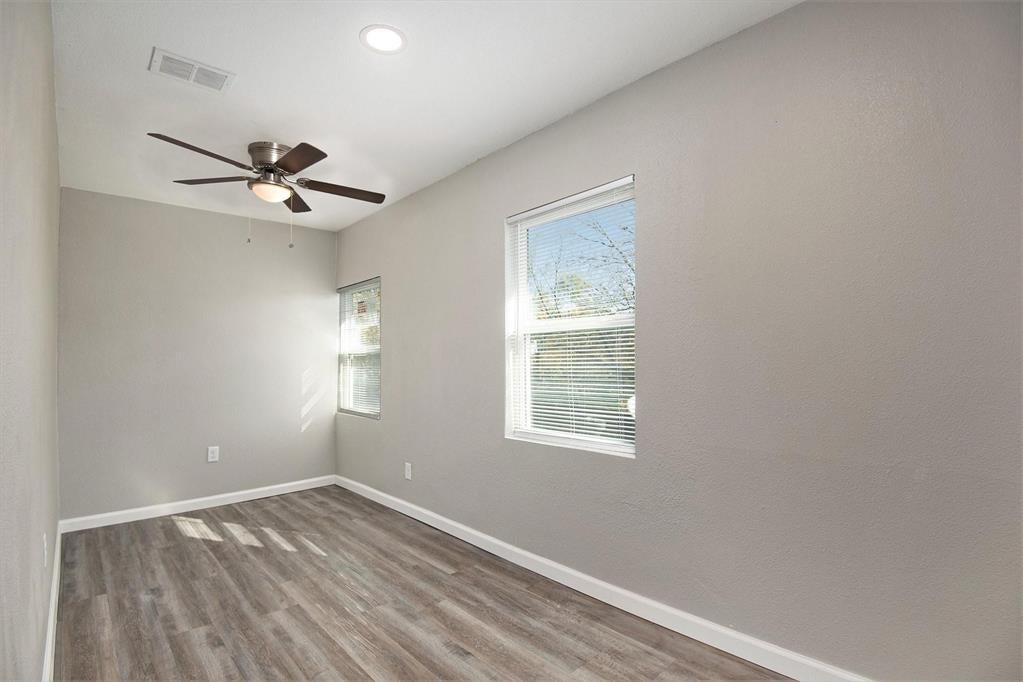 406 Dawson Cir, Grand Prairie, TX 75051 photo