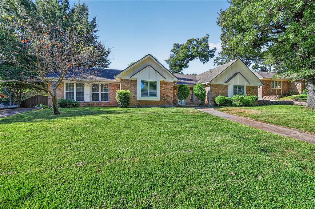 4208 Trowbridge Dr, Arlington, TX 76013 photo