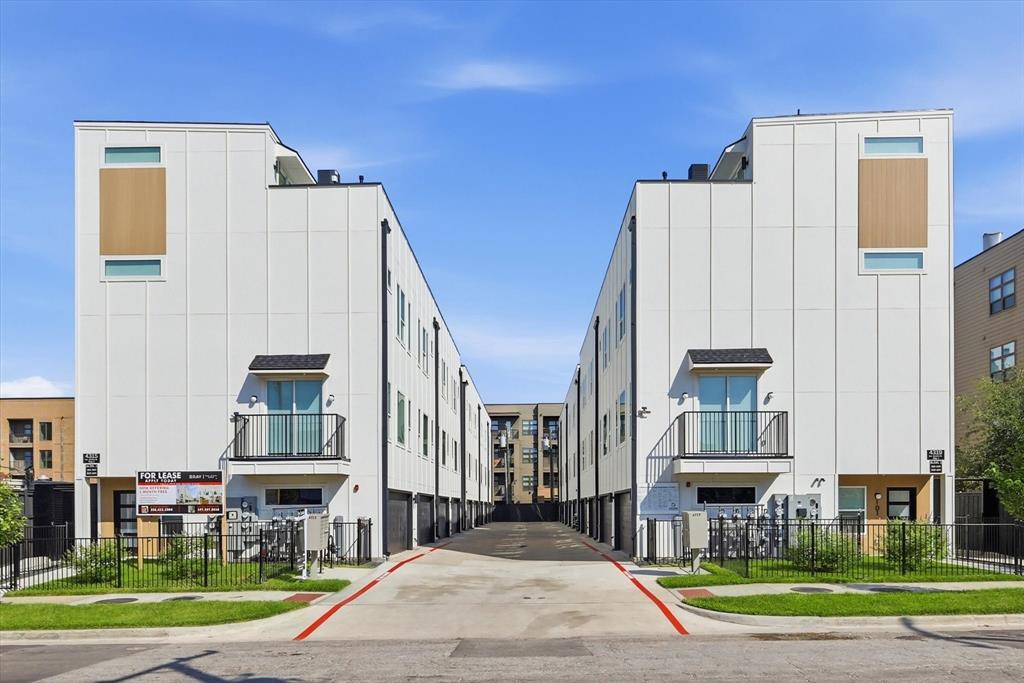 4315 San Jacinto St #302, Dallas, TX 75204 photo