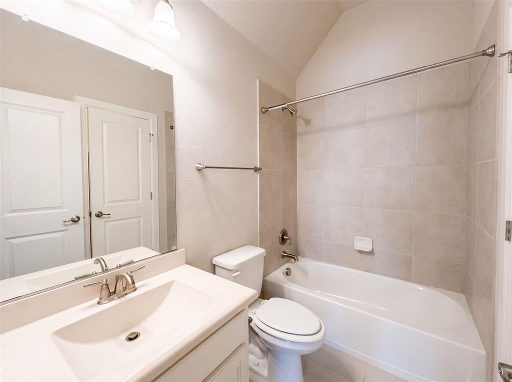 965 Touchstone Rd, Frisco, TX 75036 photo