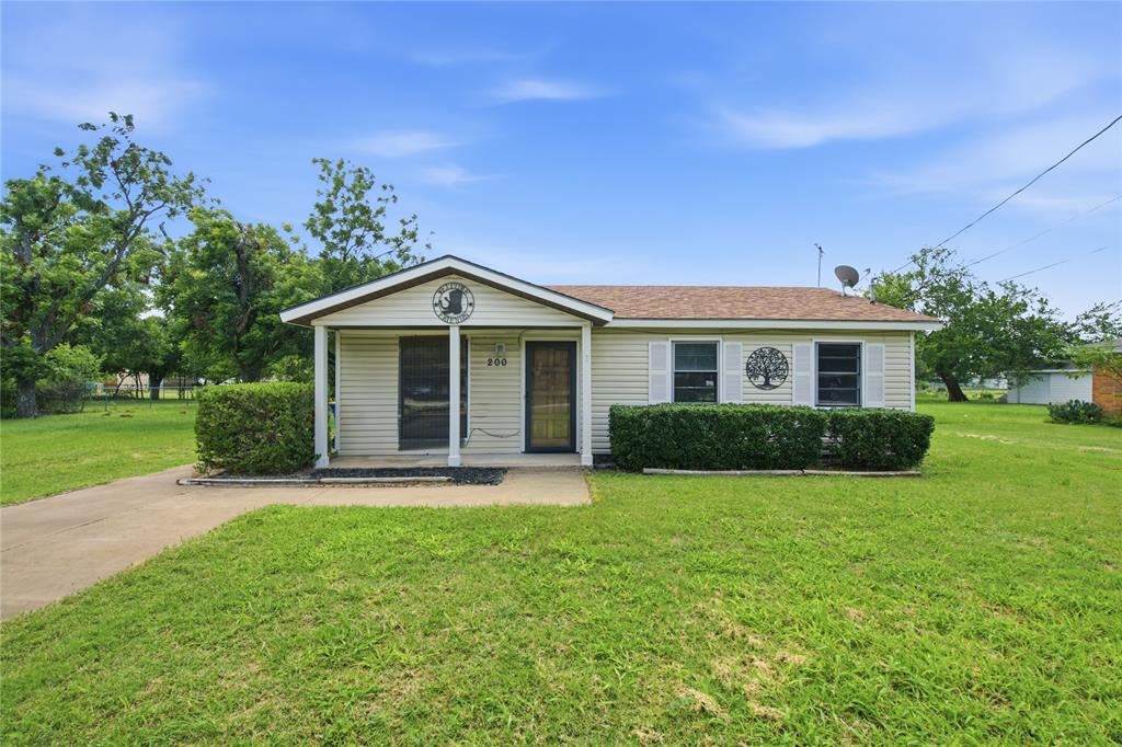 200 Russell St, White Settlement, TX 76108 photo