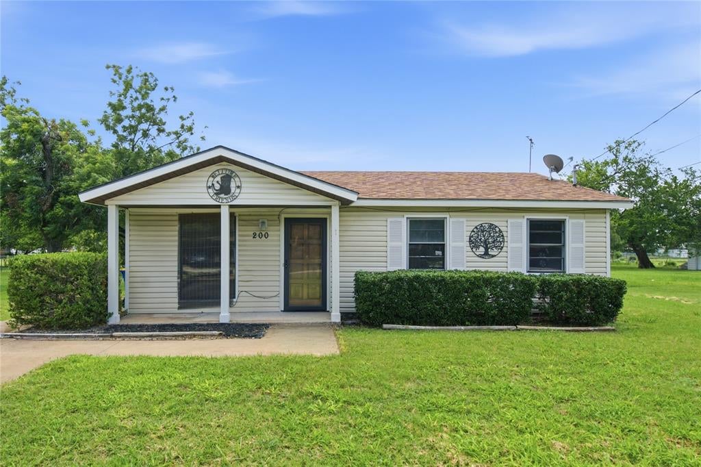 200 Russell St, White Settlement, TX 76108 photo