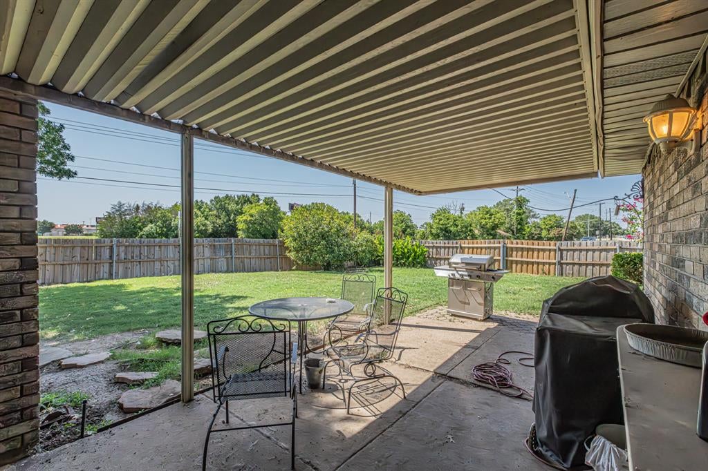 4501 Freeport Dr, Garland, TX 75043 photo