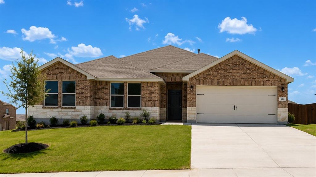 420 Sunflower Trl, Cleburne, TX 76033