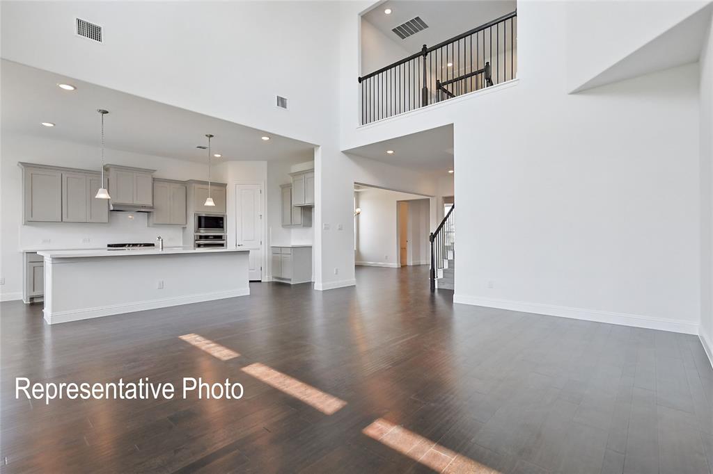 4371 Michigan Ave, Midlothian, TX 76065 photo