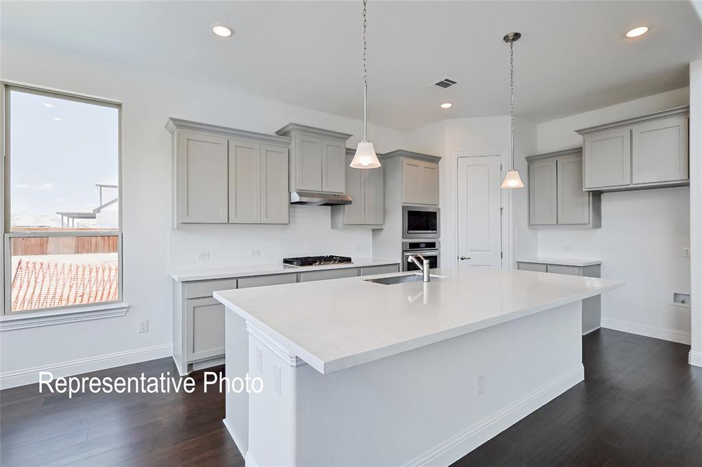 4371 Michigan Ave, Midlothian, TX 76065 photo