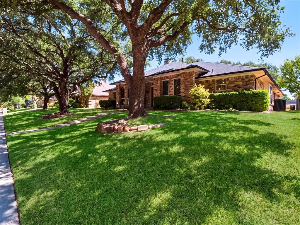 10216 Shadow Way, Dallas, TX 75243 photo