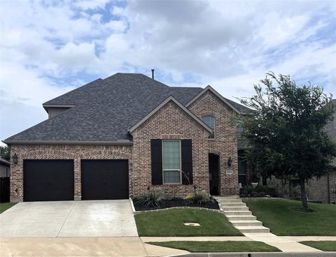 Single Family Residence in Argyle TX 6212 Savannah Oak Trail.jpg