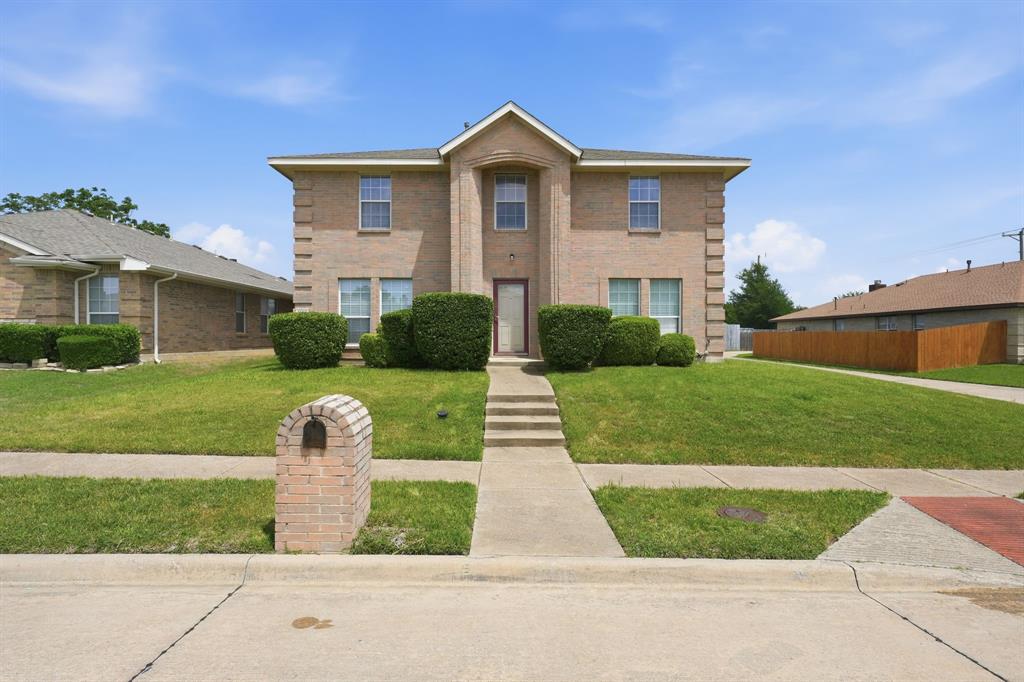 1308 Arbordale Ct, Lancaster, TX 75134