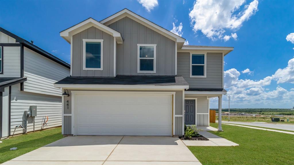 2132 Chantilly Ln, Arlington, TX 76015