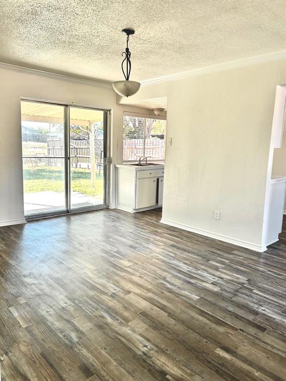 834 Quebec Dr, Garland, TX 75040 photo