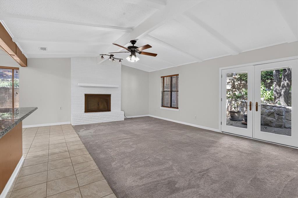 1820 Holly Oak St, Arlington, TX 76012 photo
