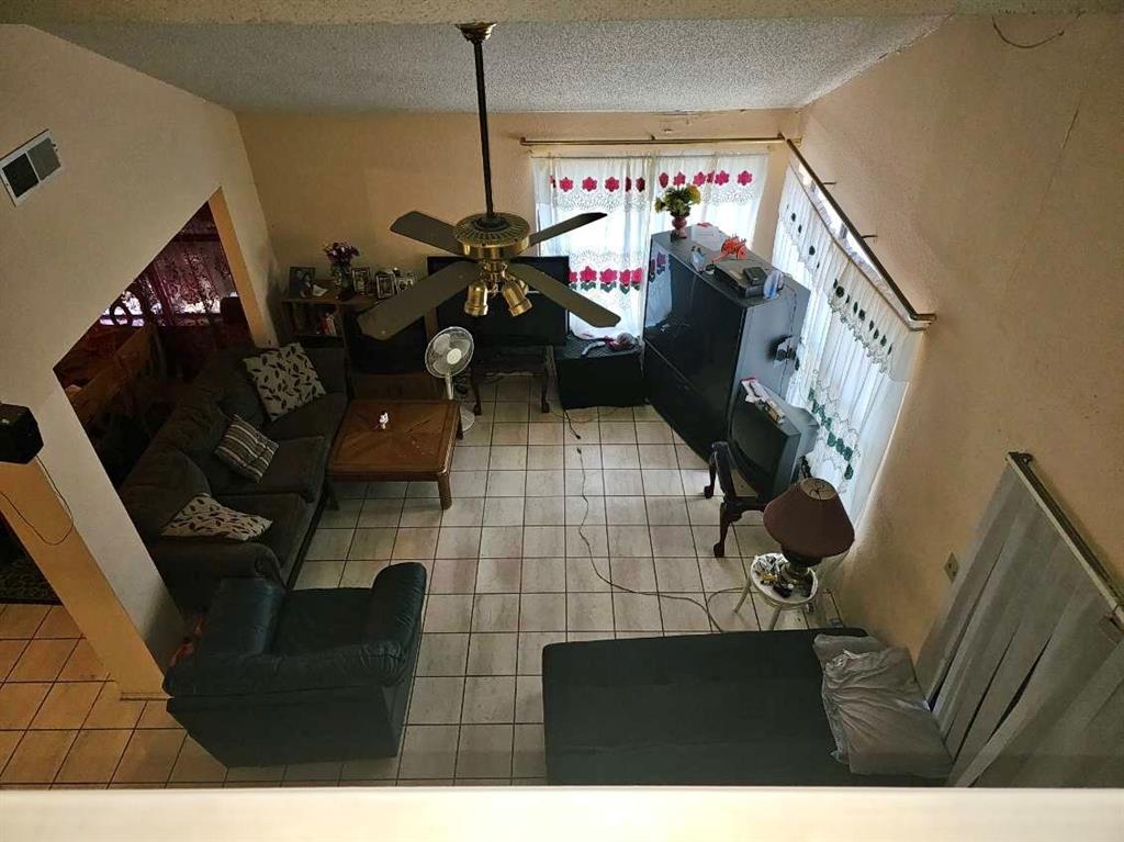 10203 Oak Branch Ln, Dallas, TX 75227