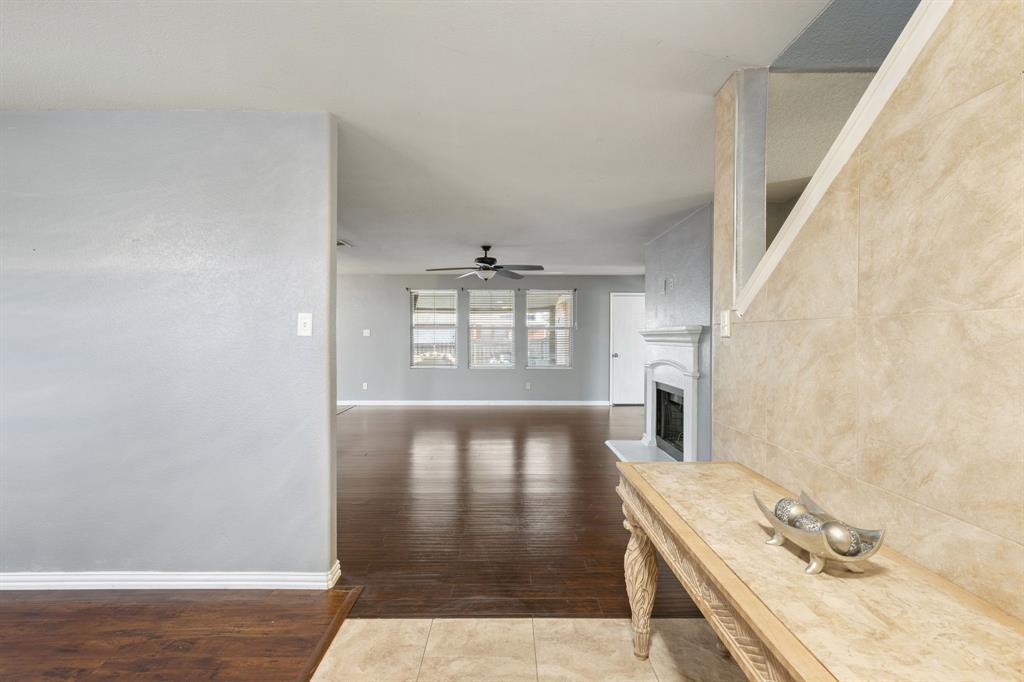204 Rosewood Ct, Red Oak, TX 75154 photo
