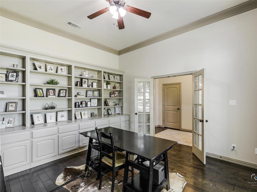 101 Sandlin Ct, Springtown, TX 76082 photo