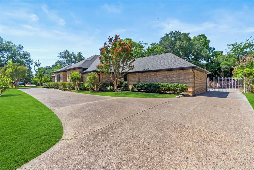 6812 Battle Creek Rd, Fort Worth, TX 76116 photo