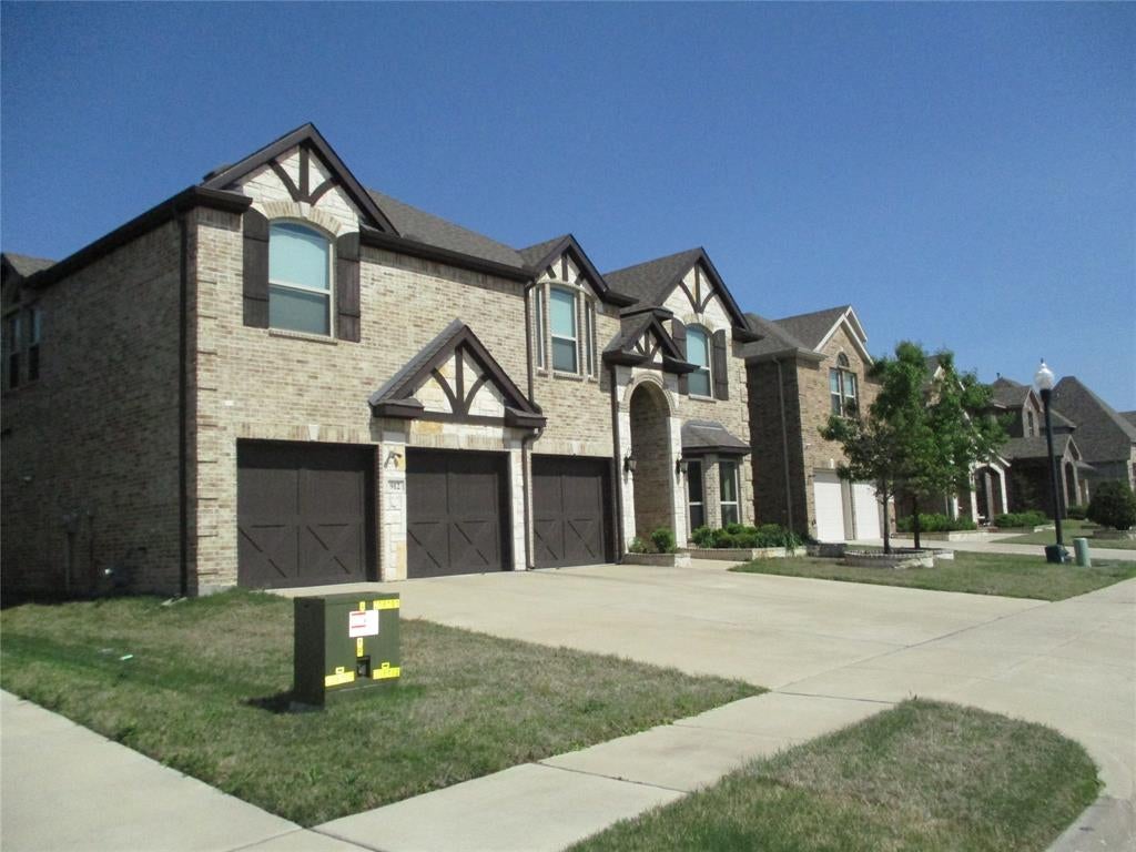 912 Egret Ln, Forney, TX 75126