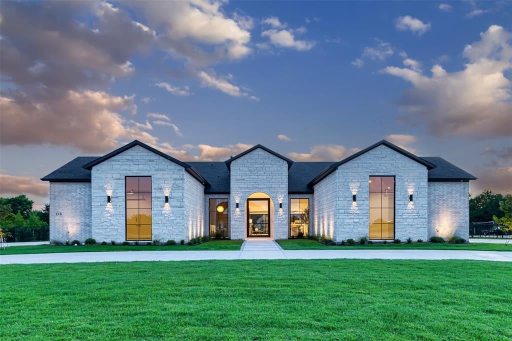 113 Ambrosia Ln, Heath, TX 75032