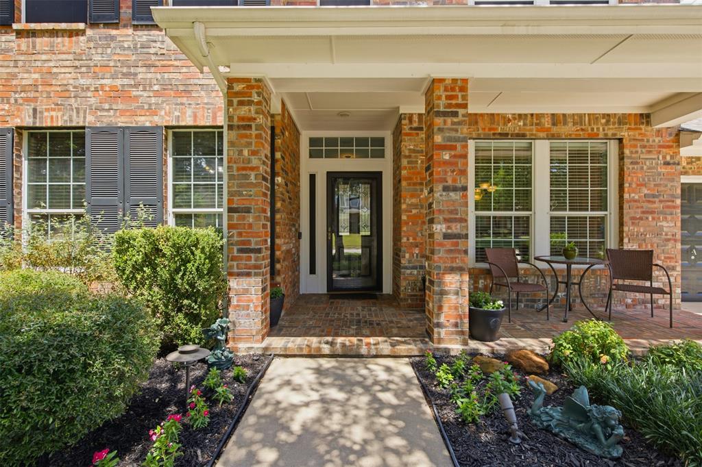 952 Water Oak Dr, Grapevine, TX 76051 photo