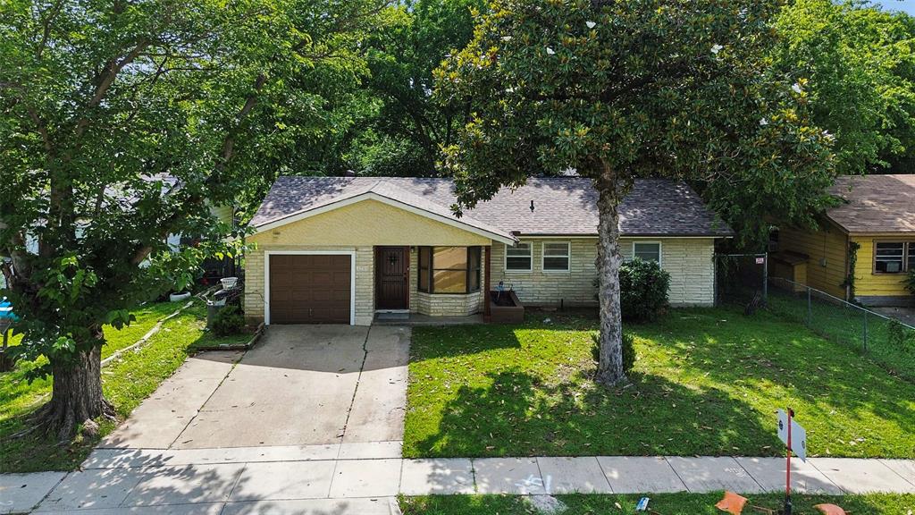 4113 Pate Dr, Fort Worth, TX 76119 photo
