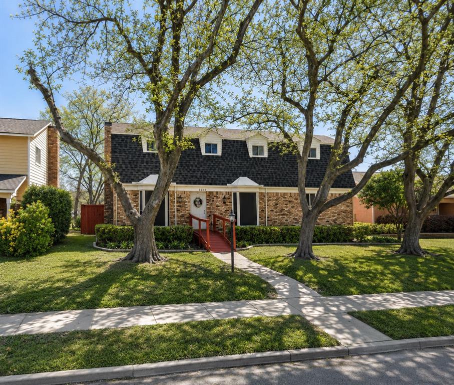 1122 Doss Dr, Garland, TX 75042